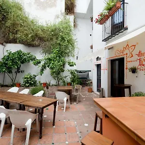 Oasis Backpackers' Hostal